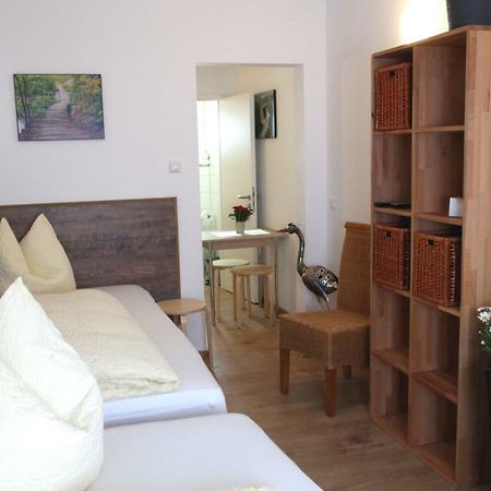 Easy Stay Apartment Oberboihingen Екстер'єр фото