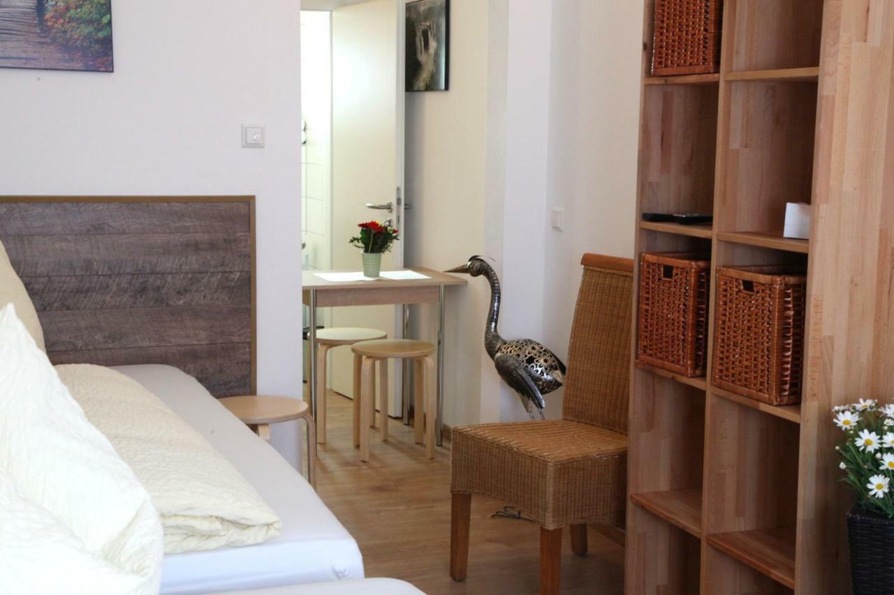 Easy Stay Apartment Oberboihingen Екстер'єр фото
